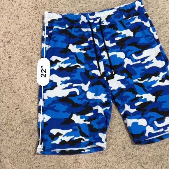 🌟2/$20 NWT Men’s Galaxy by Harvic blue Camo shorts - Picture 11 of 11